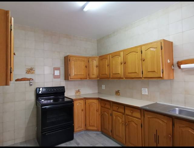 2 BEDROOM APARTMENT FOR SALE IN ROBINDALE